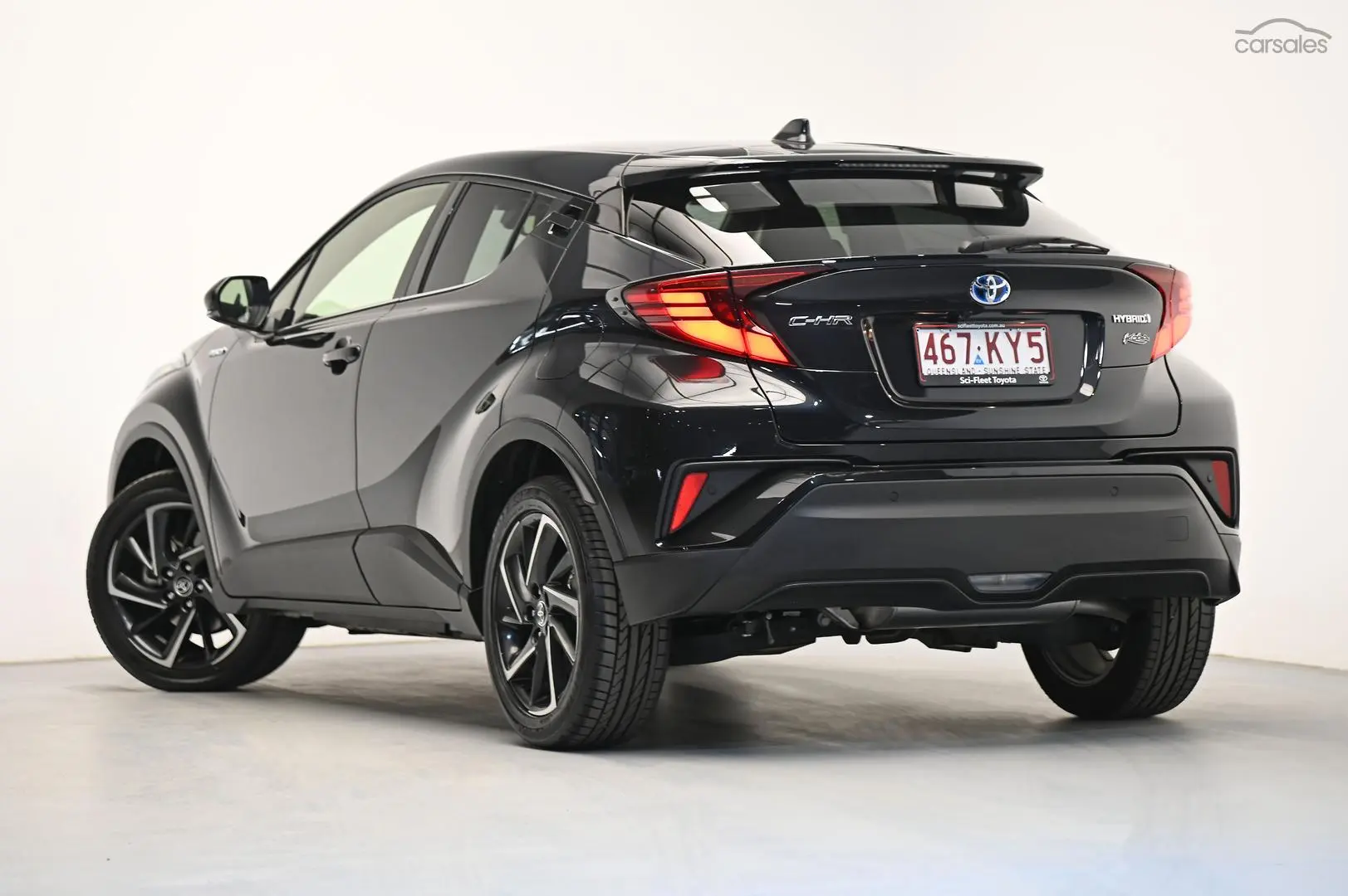 2023 Toyota C-HR Image 5