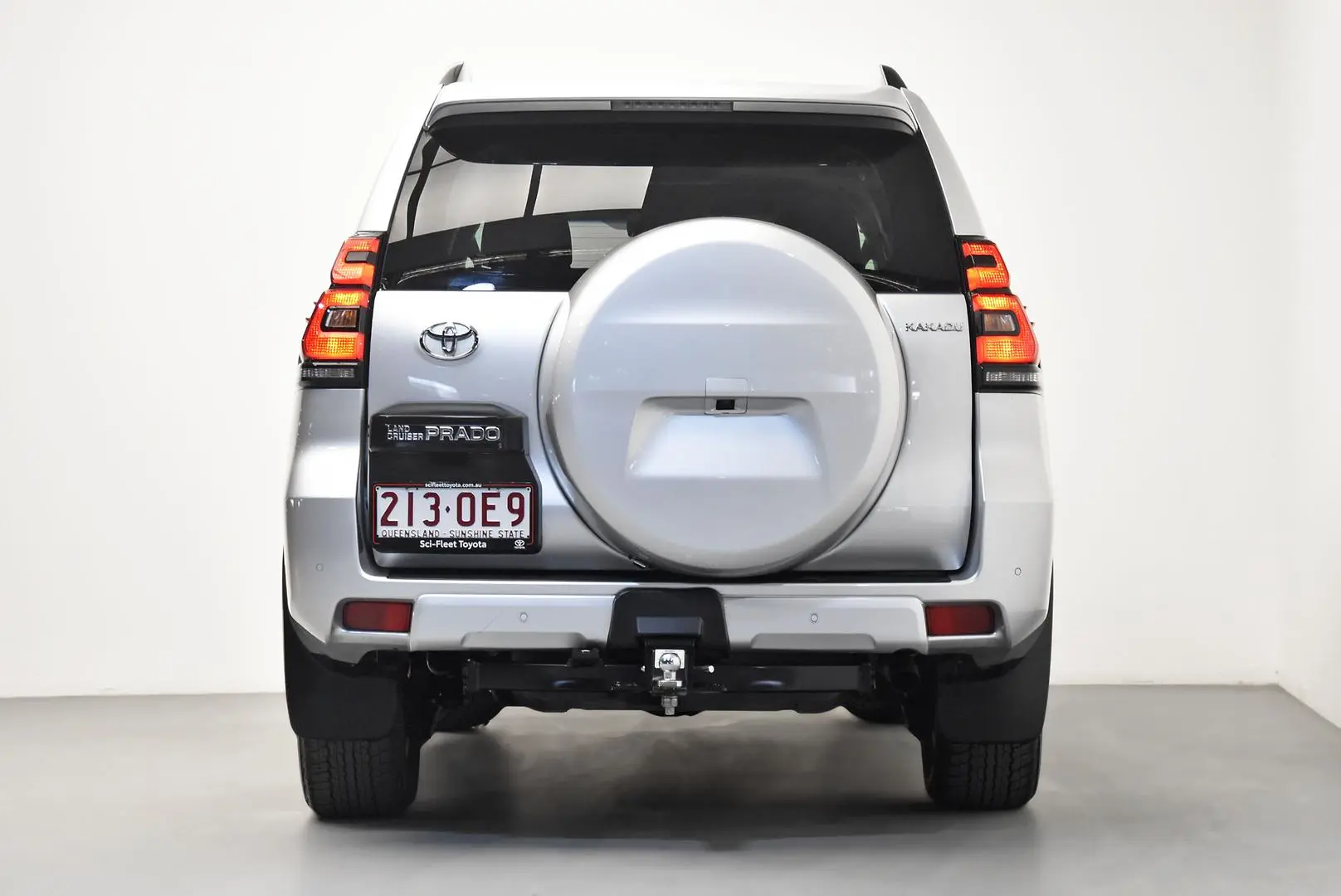 2017 Toyota Landcruiser Prado Gallery Image 6