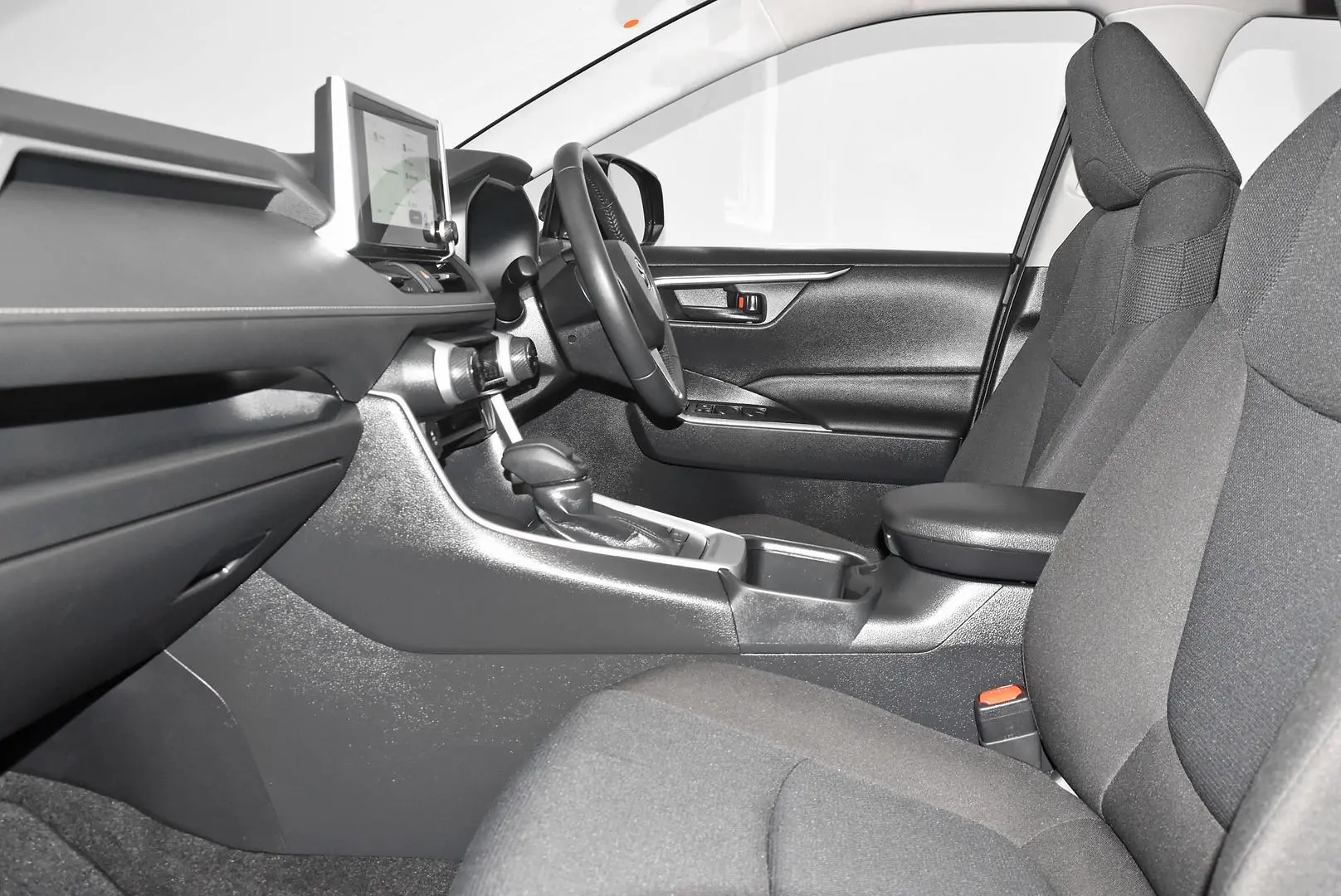 2024 Toyota RAV4 Gallery Image 18