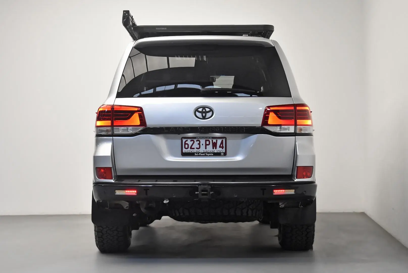 2018 Toyota Landcruiser Gallery Image 6