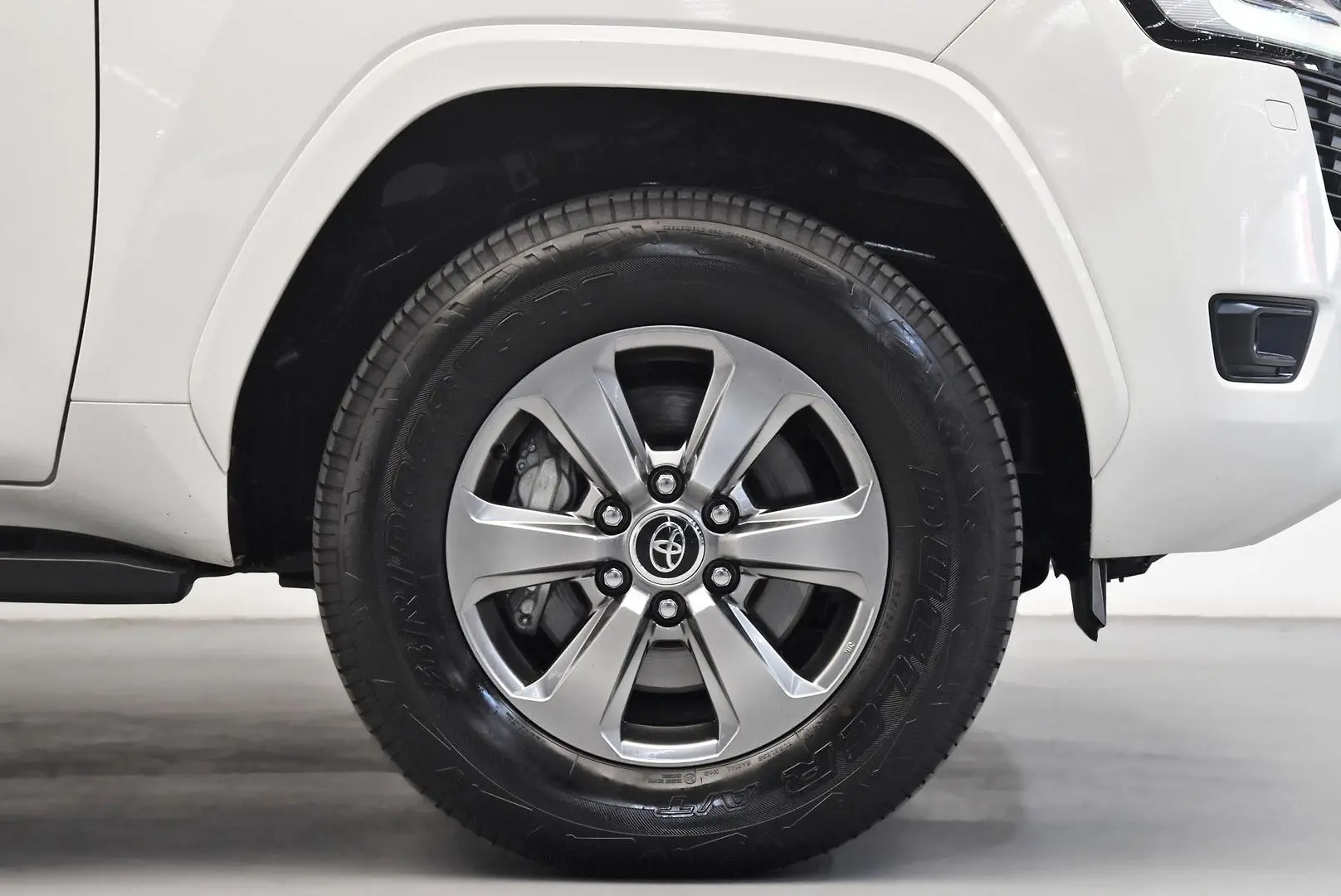 2023 Toyota Landcruiser Gallery Image 26