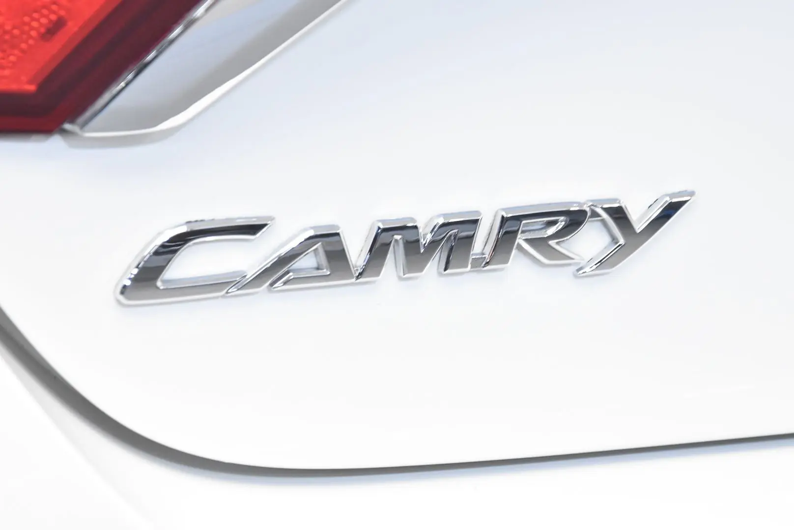 2017 Toyota Camry Gallery Image 7