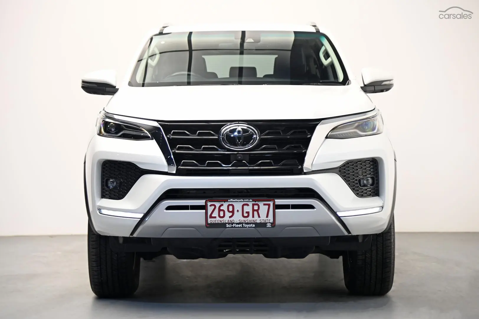 2023 Toyota Fortuner Image 2