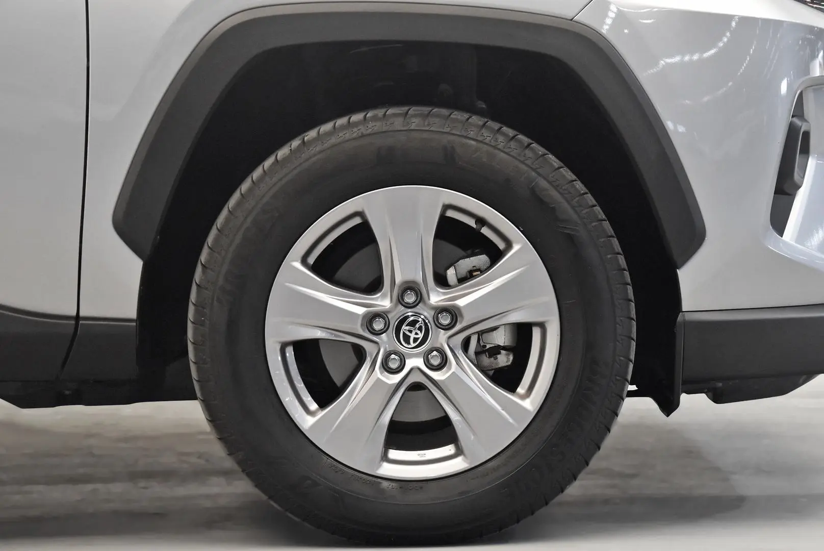 2024 Toyota RAV4 Gallery Image 23