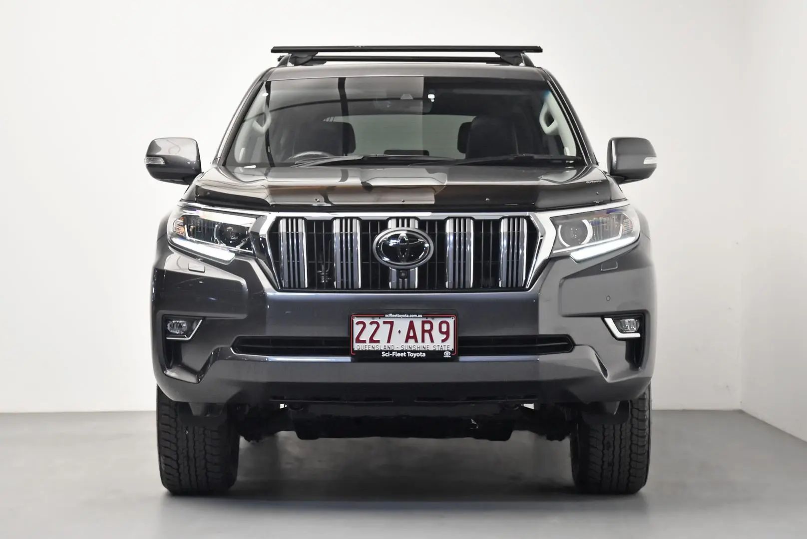 2020 Toyota Landcruiser Prado Gallery Image 2