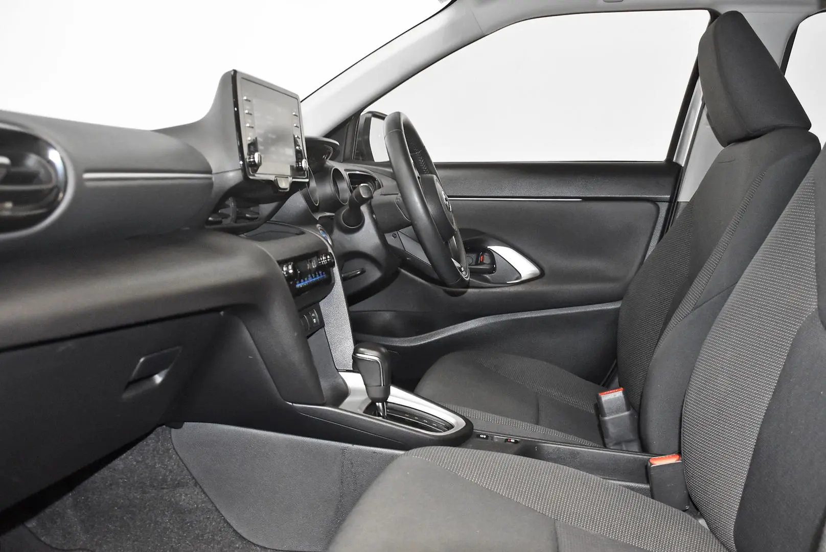 2020 Toyota Yaris Cross Gallery Image 18