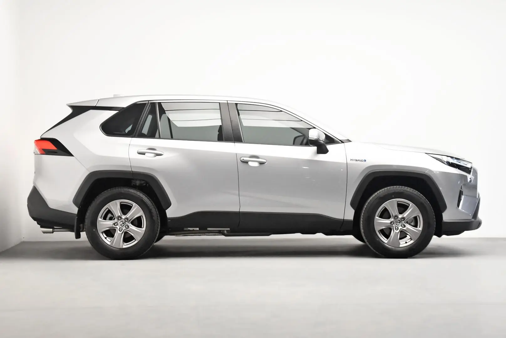 2024 Toyota RAV4 Gallery Image 3