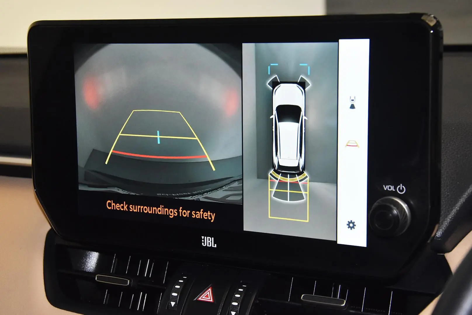 2025 Toyota RAV4 Gallery Image 13