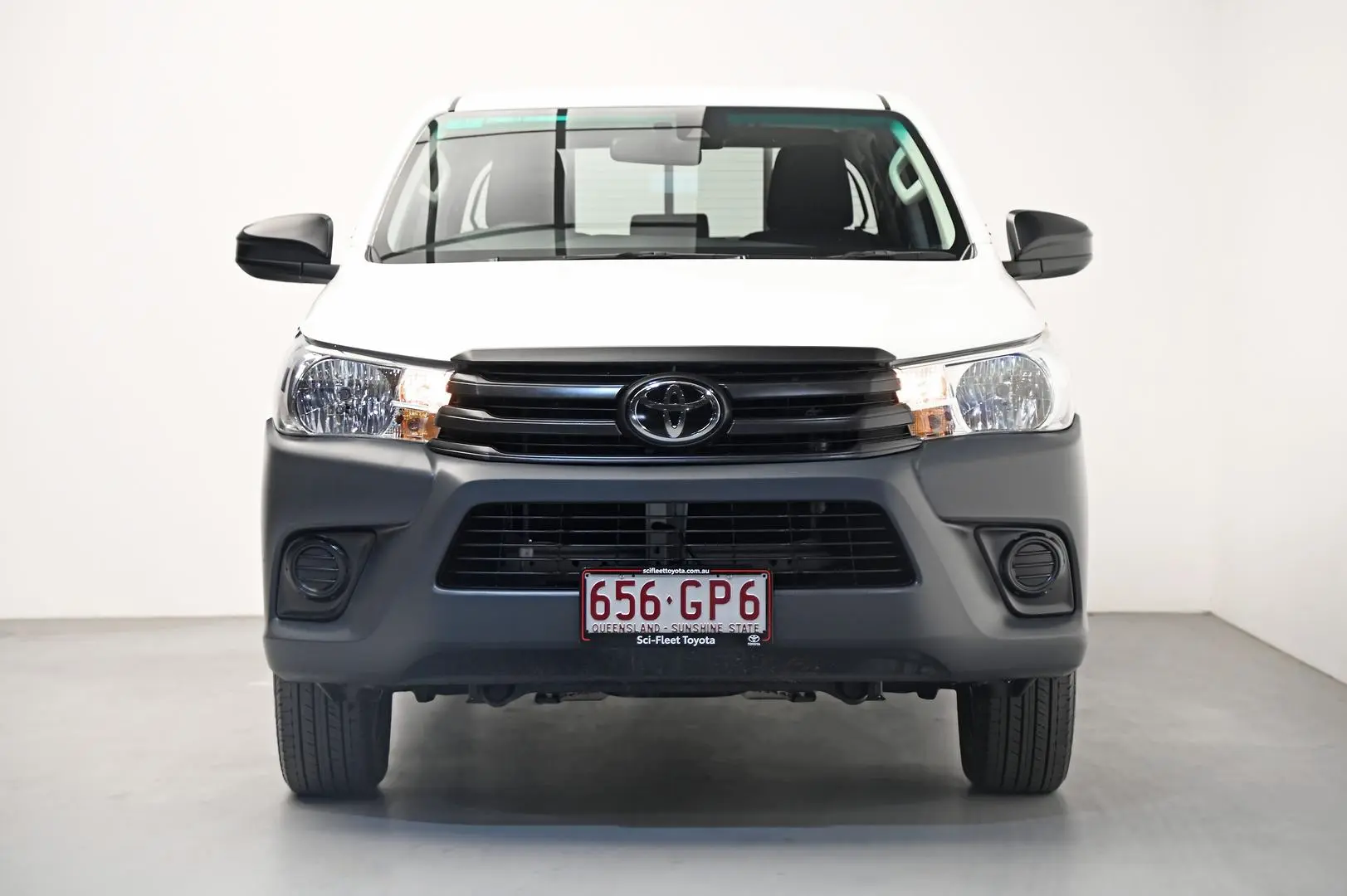 2023 Toyota Hilux Image 2