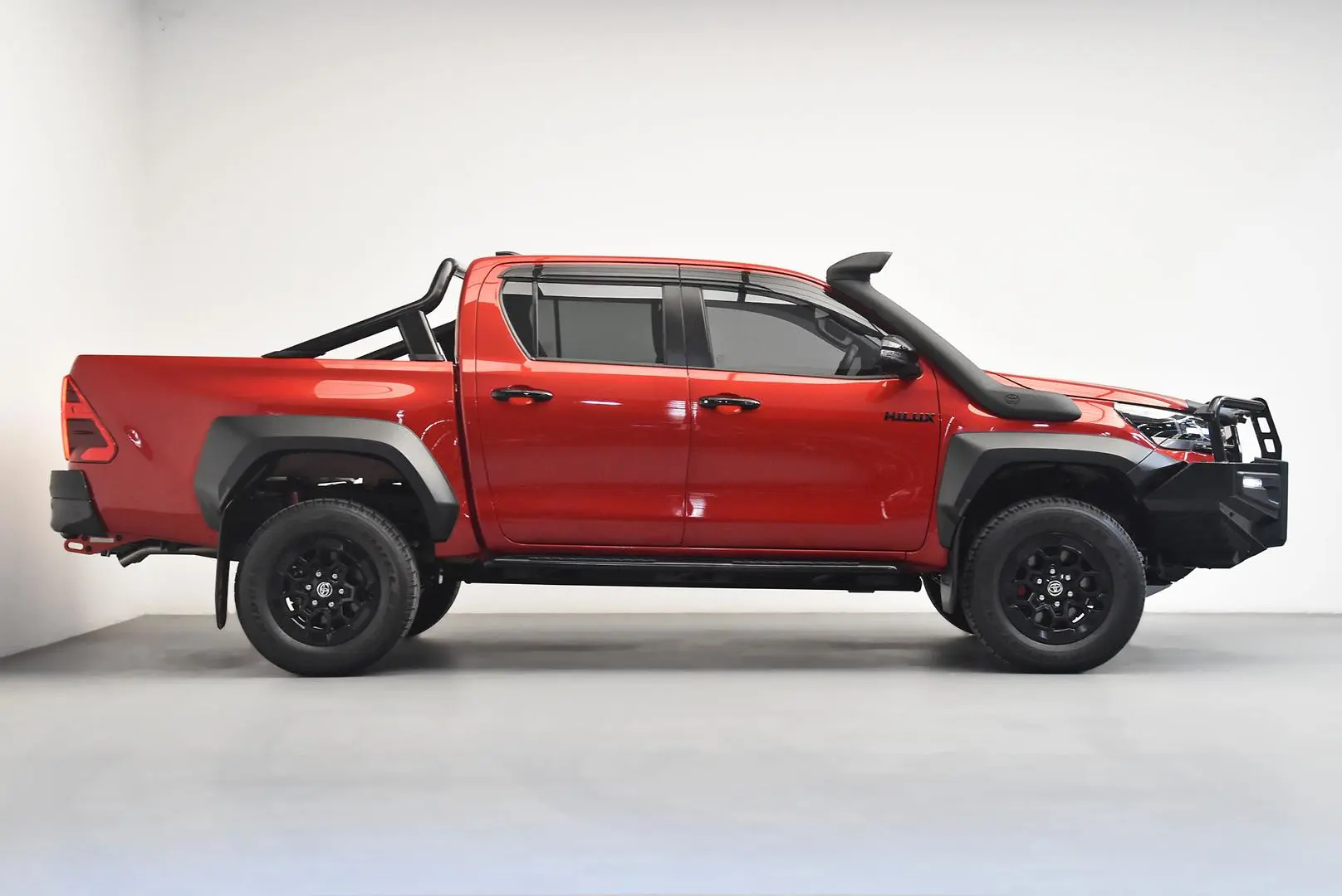 2024 Toyota Hilux Gallery Image 3