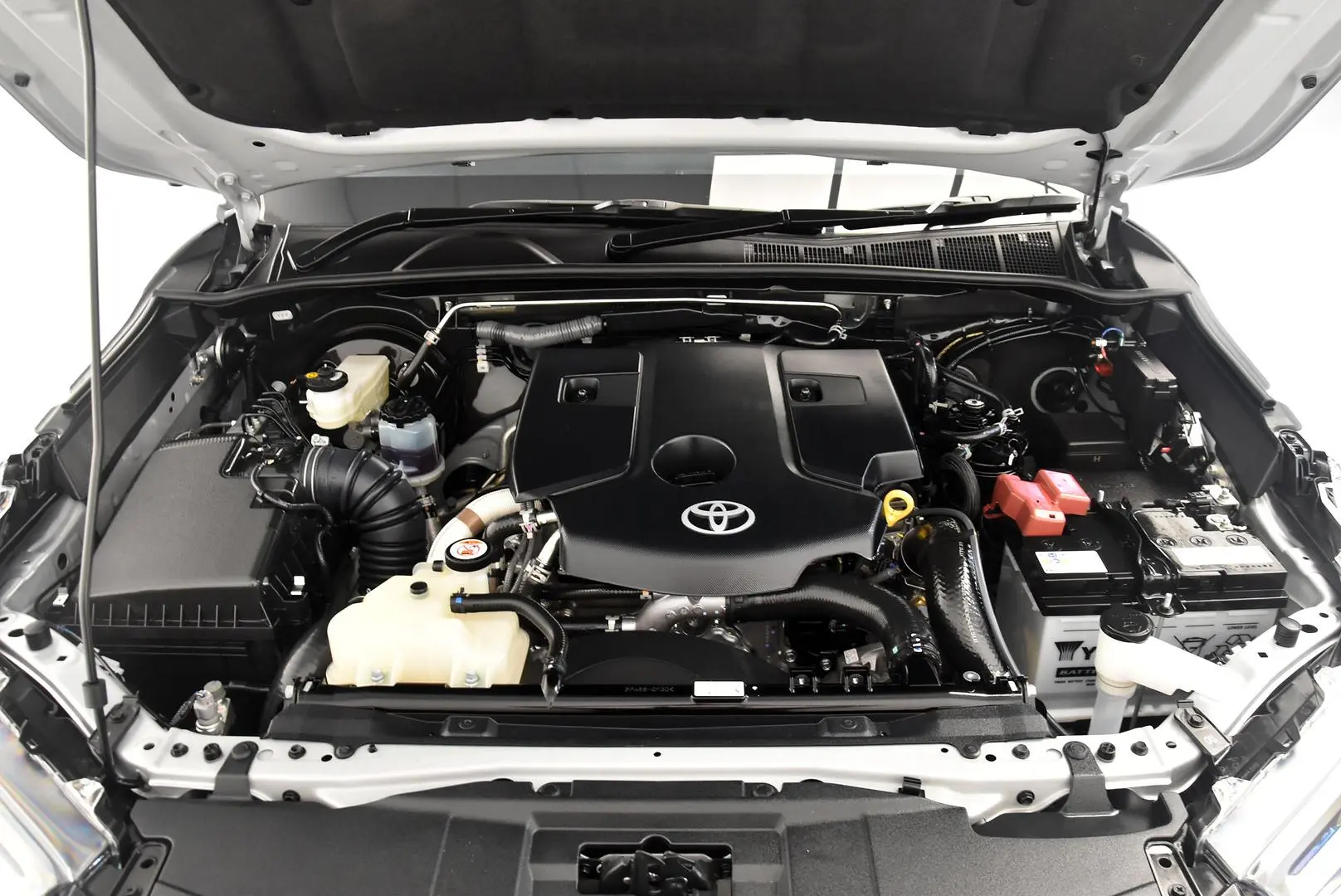 2025 Toyota Hilux Gallery Image 21