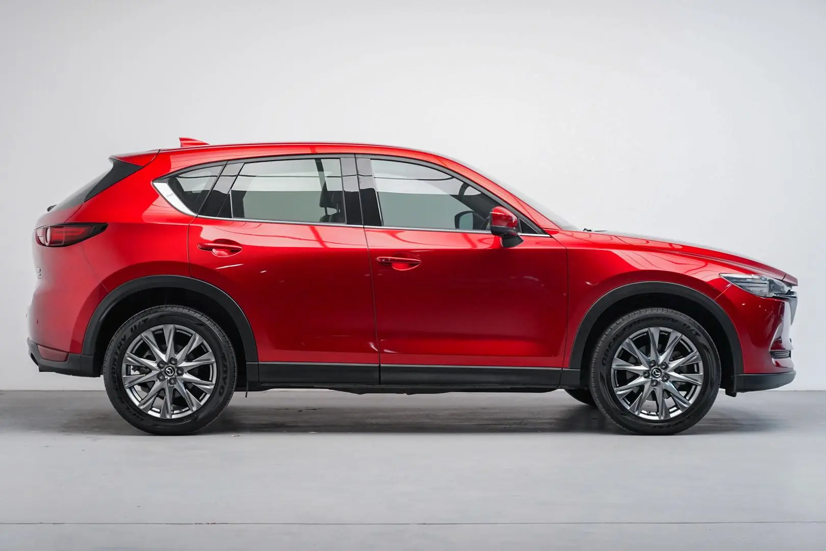 2021 Mazda CX-5 Gallery Image 2
