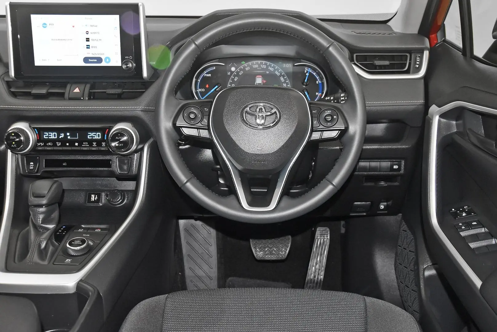 2024 Toyota RAV4 Gallery Image 15