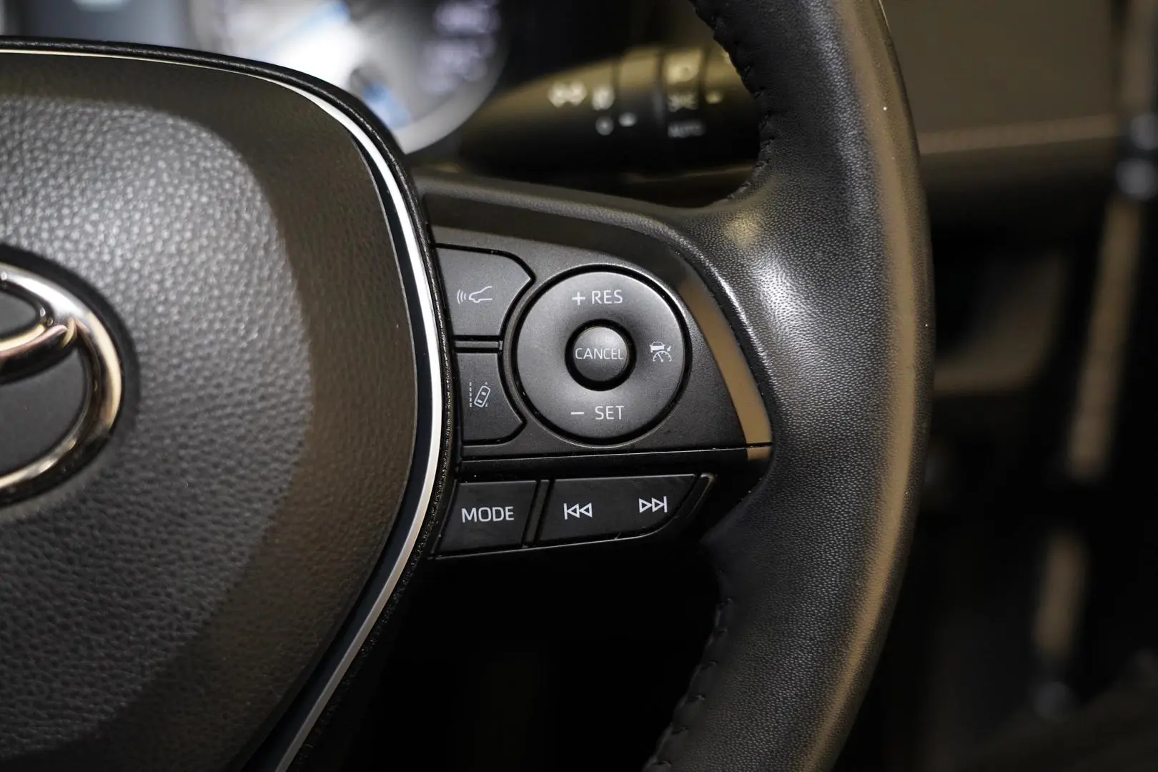 2022 Toyota RAV4 Gallery Image 19