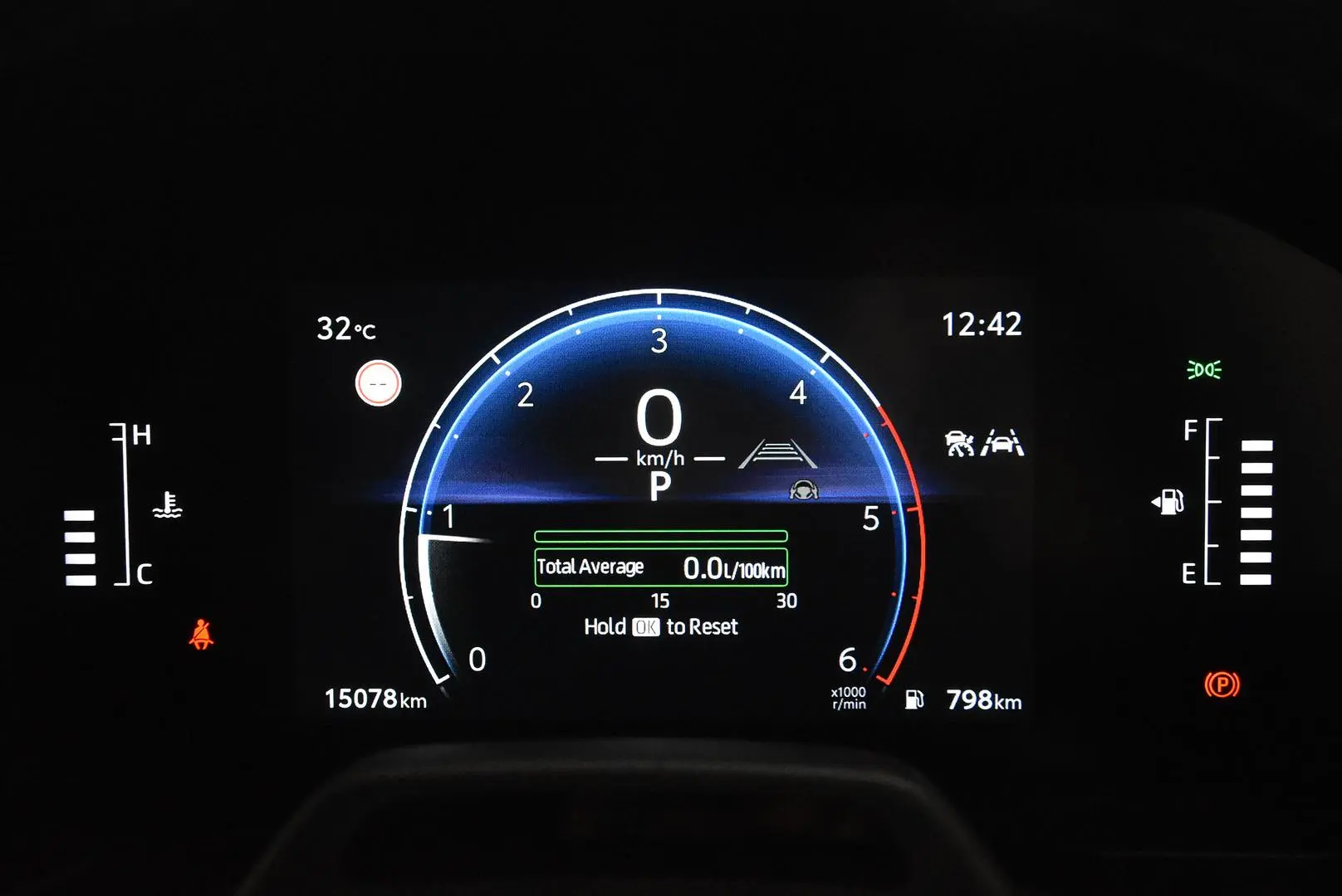 2024 Toyota Landcruiser Prado Gallery Image 10