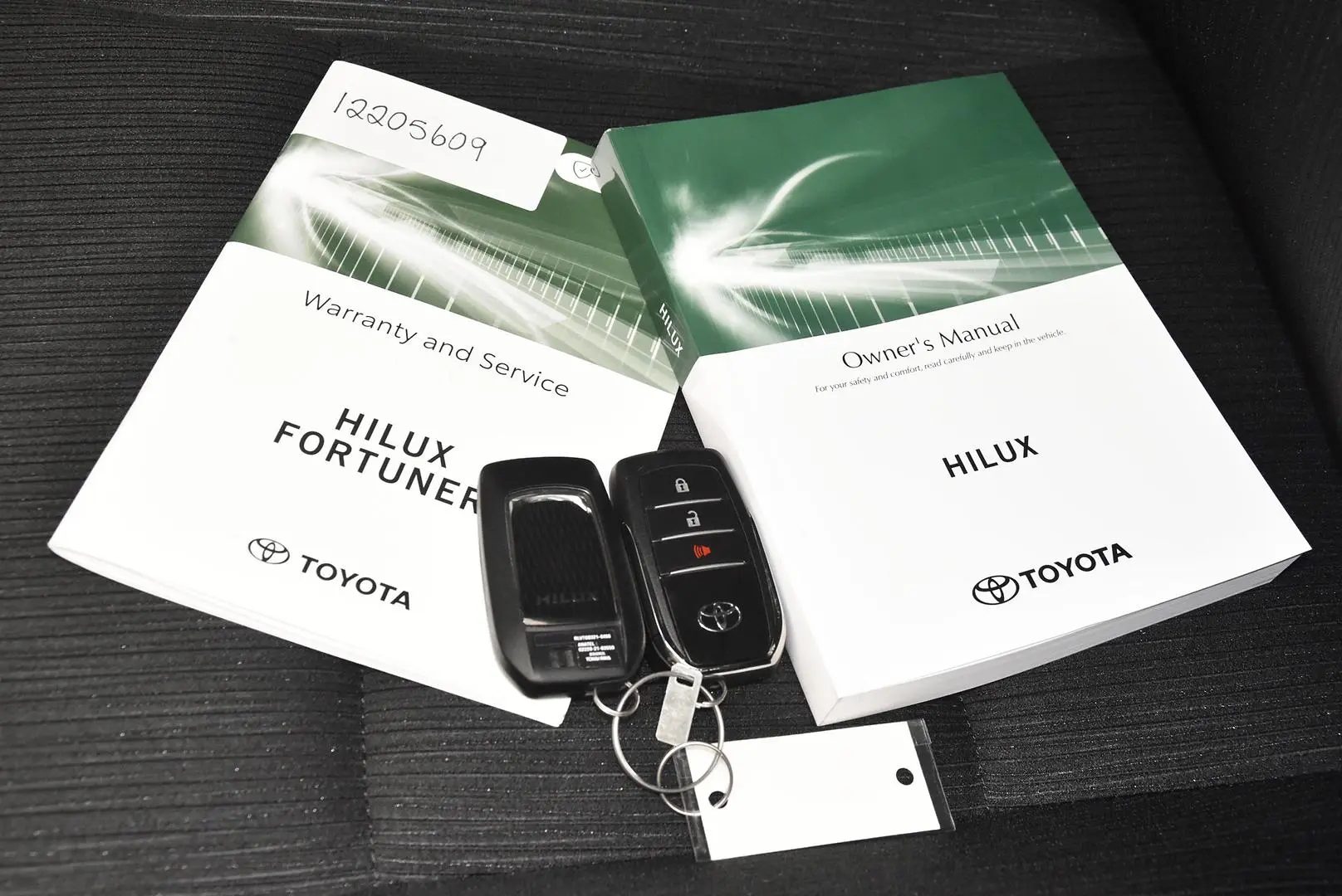 2025 Toyota Hilux Gallery Image 20