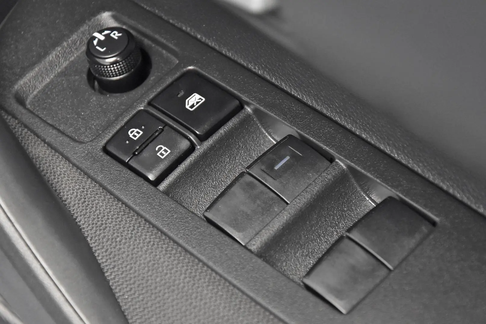 2024 Toyota Corolla Gallery Image 10