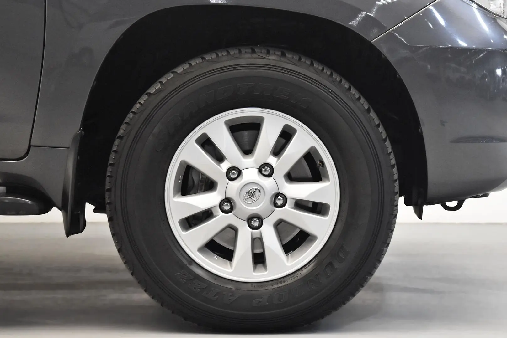 2010 Toyota Landcruiser Gallery Image 21