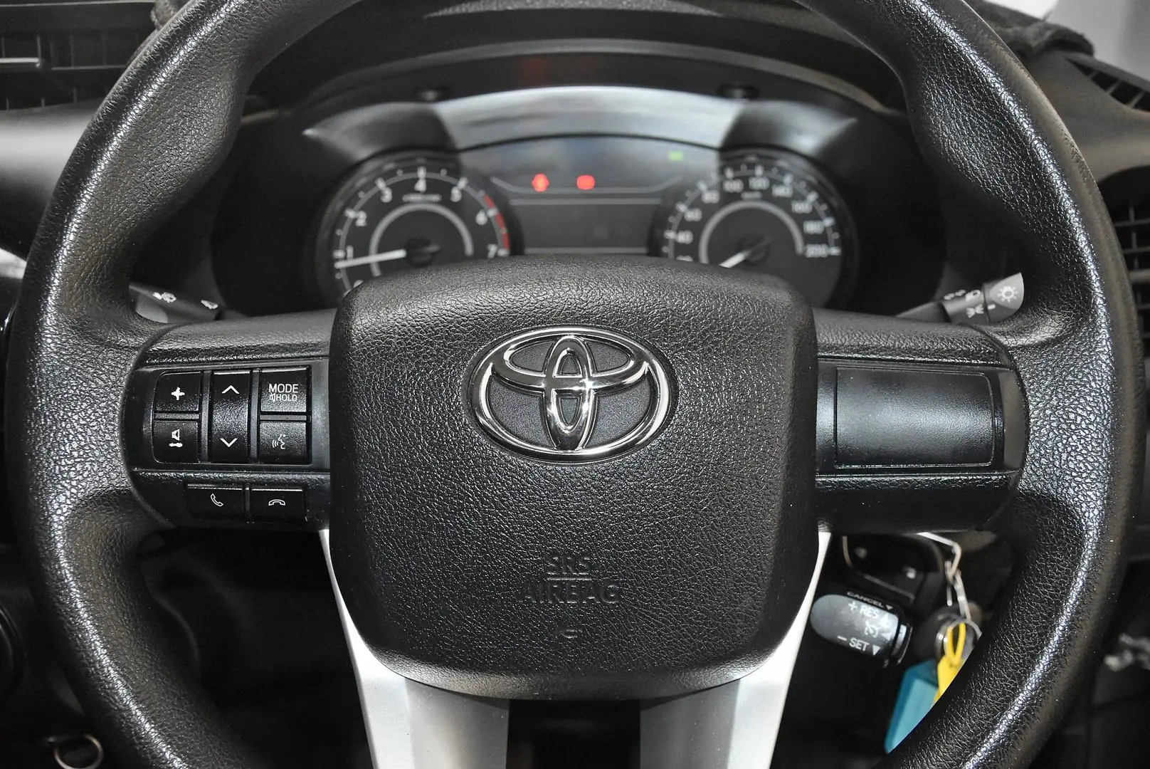 2018 Toyota Hilux Gallery Image 13