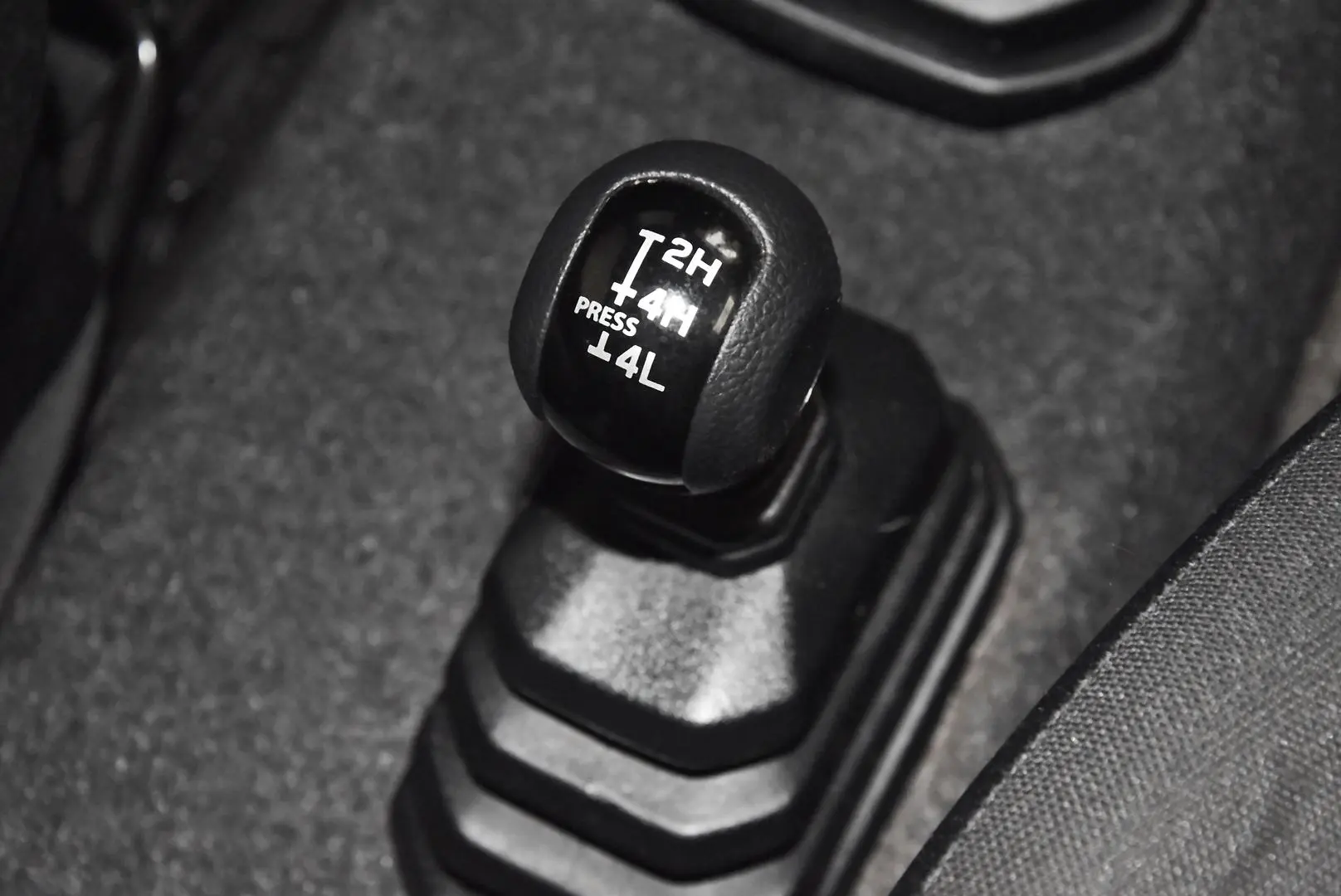 2022 Suzuki Jimny Gallery Image 14