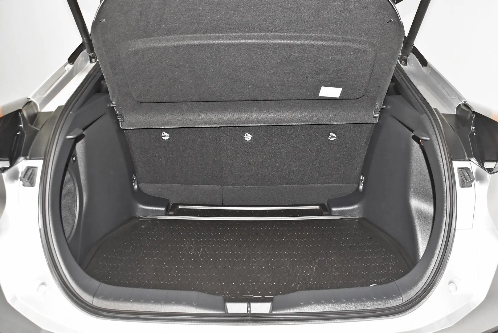 2024 Toyota C-HR Gallery Image 21