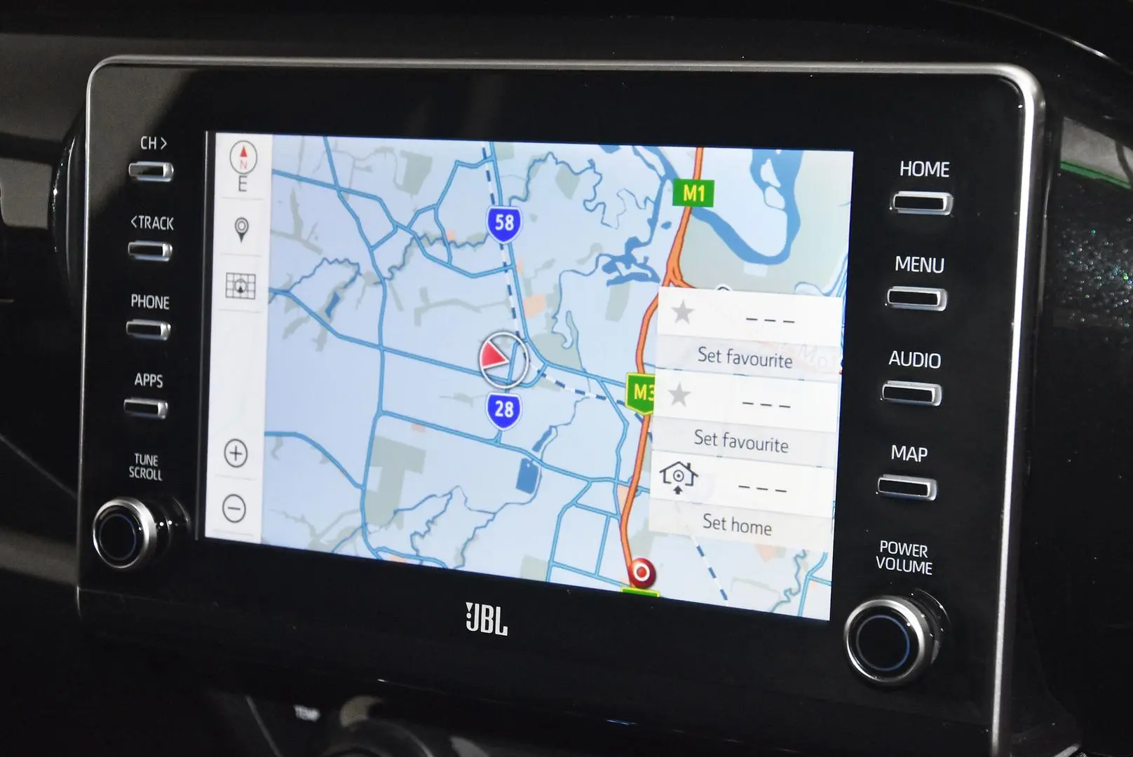 2024 Toyota Hilux Gallery Image 11