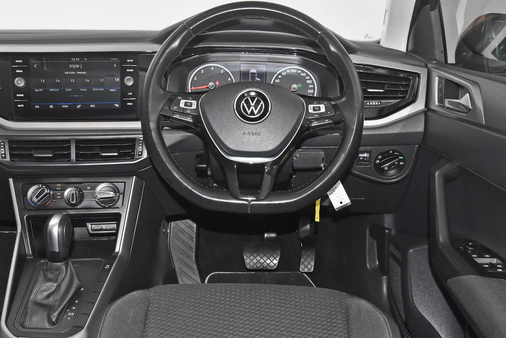 2021 Volkswagen Polo Gallery Image 13