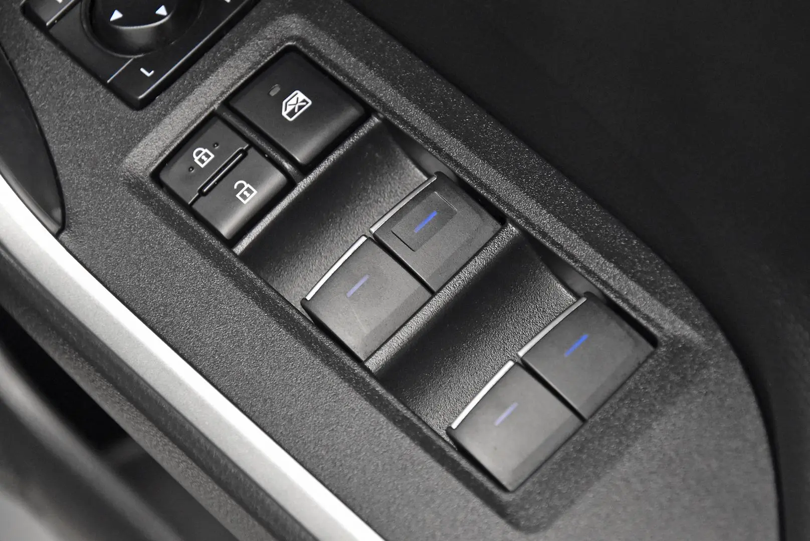 2021 Toyota RAV4 Gallery Image 10