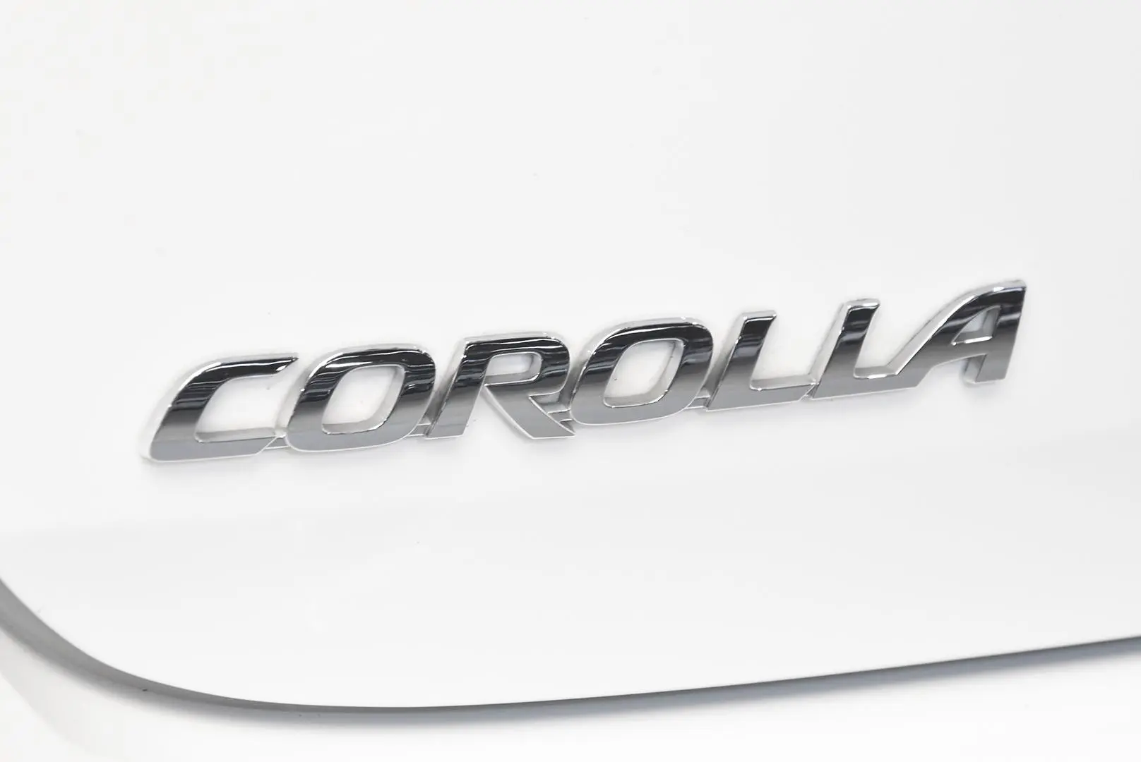 2018 Toyota Corolla Gallery Image 7