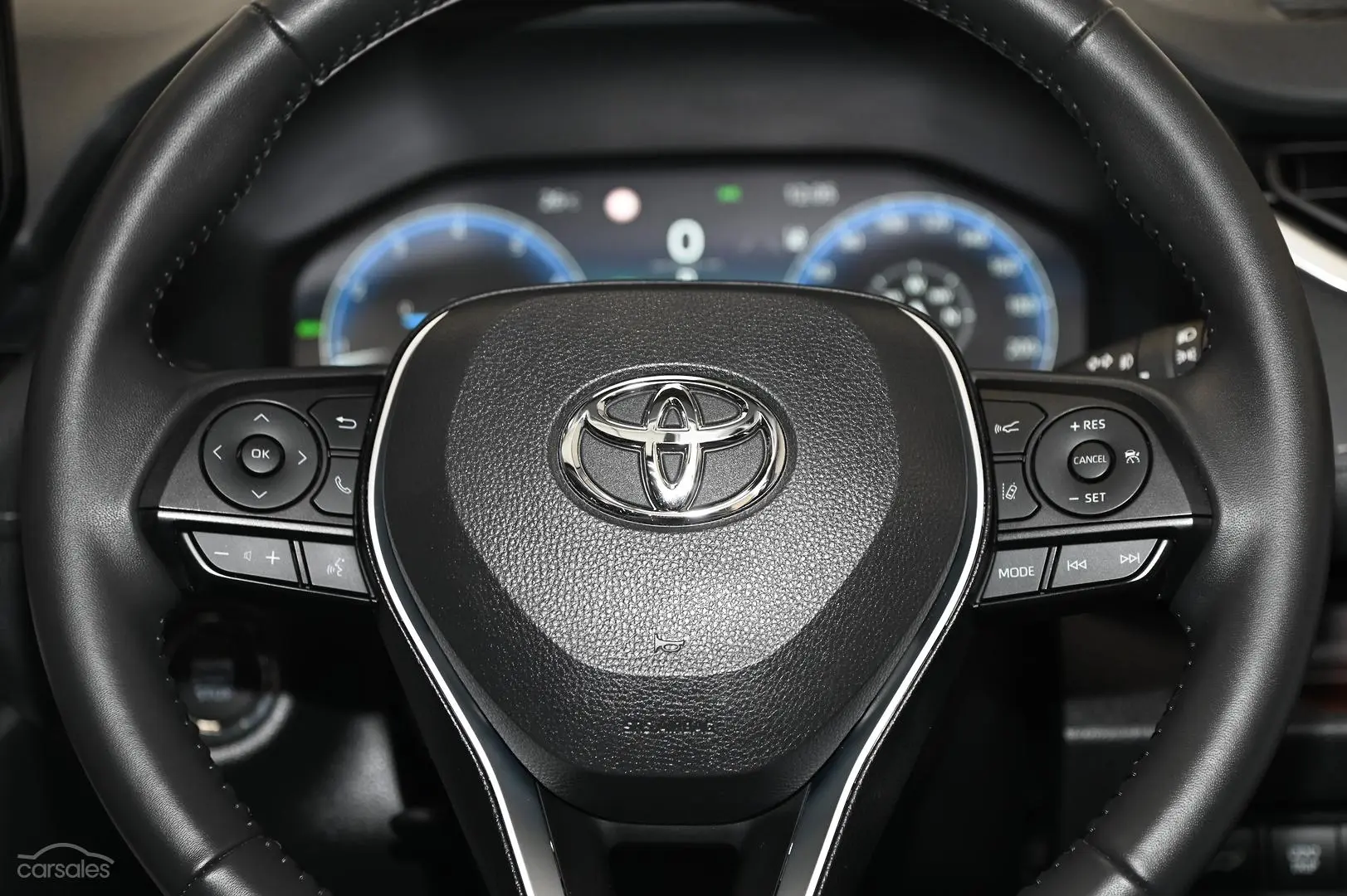 2023 Toyota RAV4 Image 16