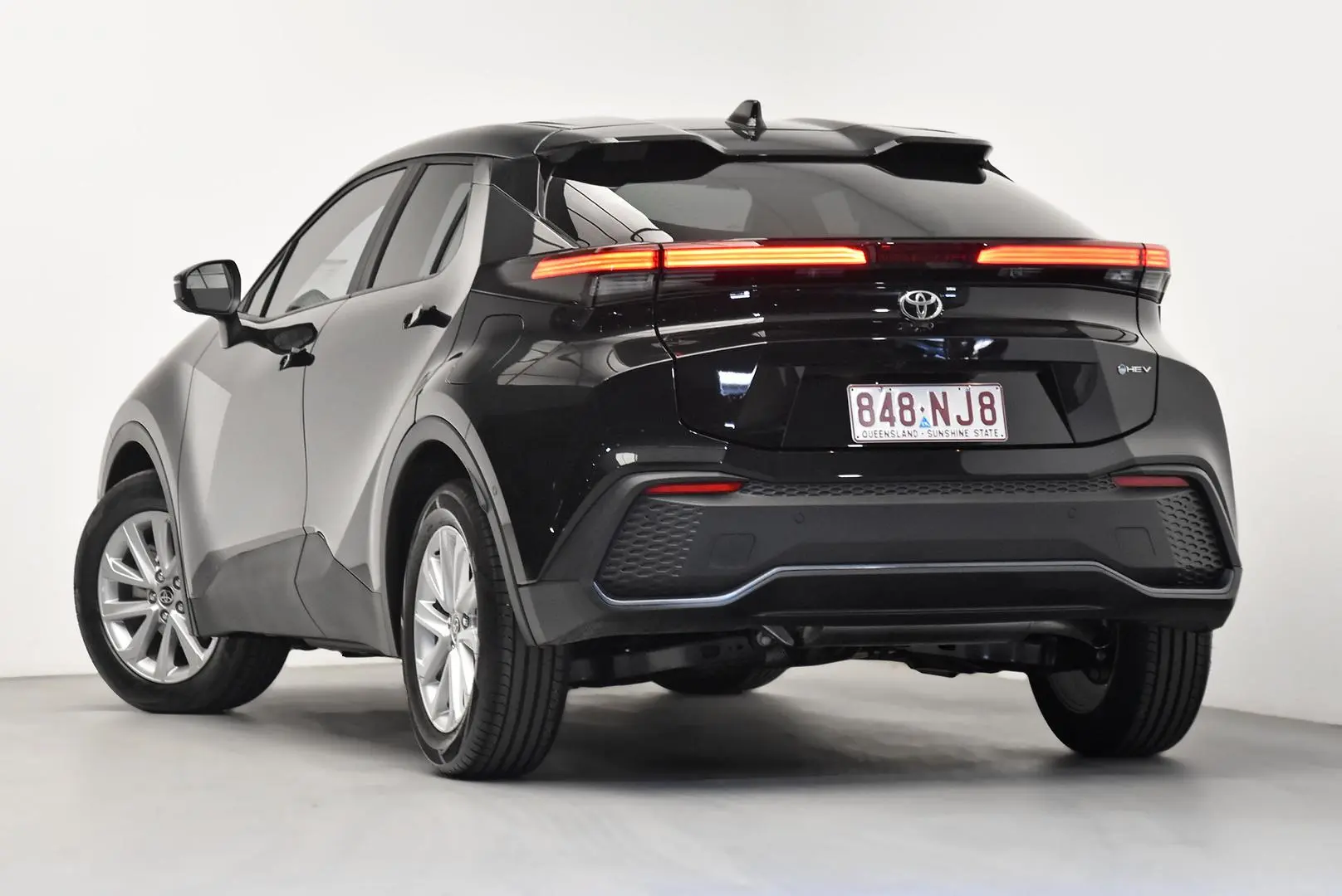 2025 Toyota C-HR Gallery Image 5