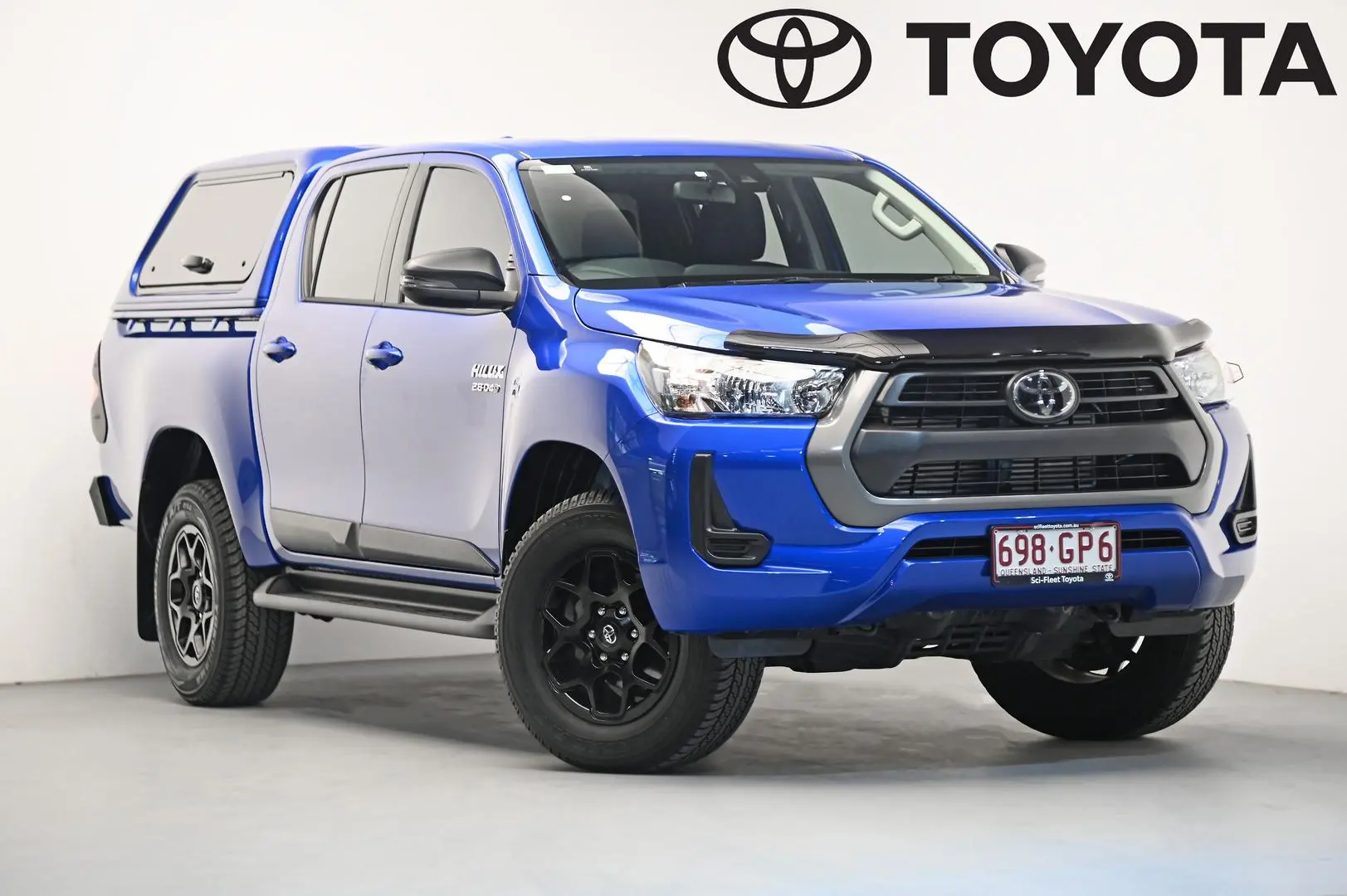 2023 Toyota Hilux Image 1