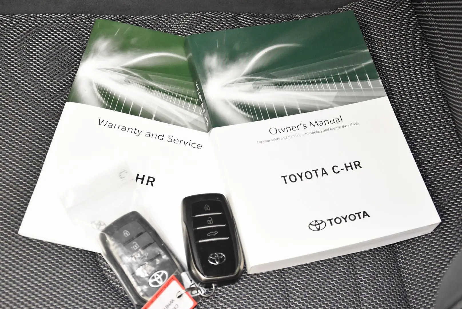 2023 Toyota C-HR Gallery Image 21