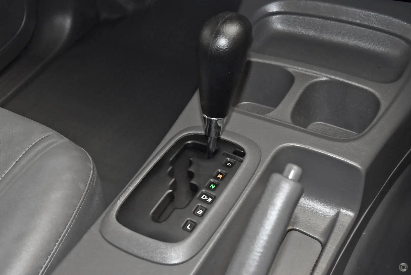 2014 Toyota Hilux Gallery Image 11