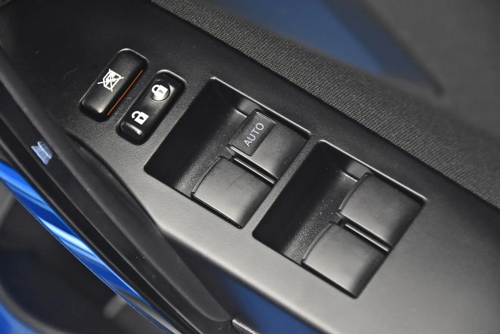 2016 Toyota Corolla Gallery Image 9