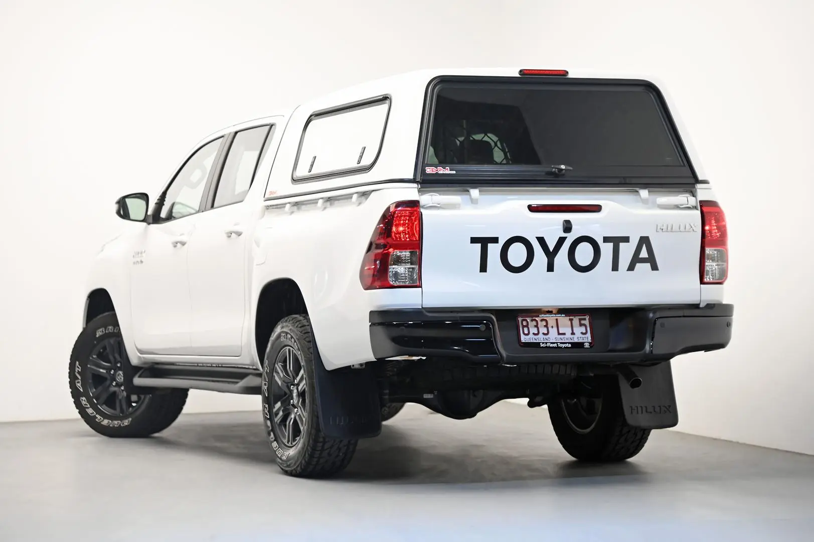 2024 Toyota Hilux Gallery Image 5