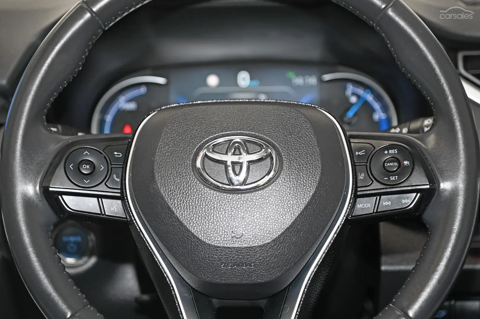 2021 Toyota RAV4 Image 17