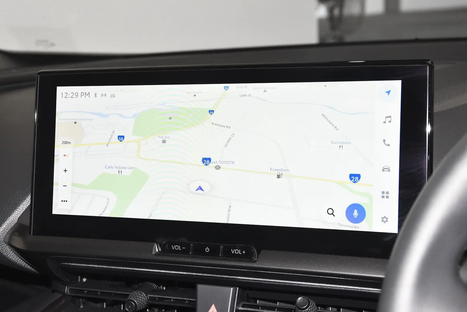 2025 Toyota C-HR Gallery Image 11