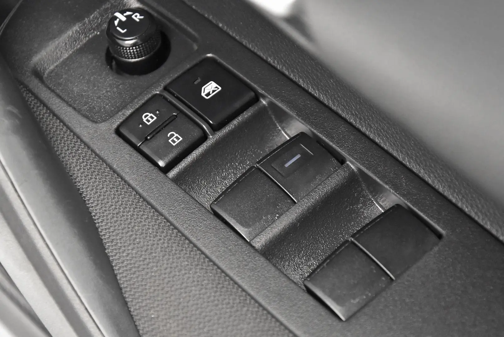 2023 Toyota Corolla Gallery Image 10