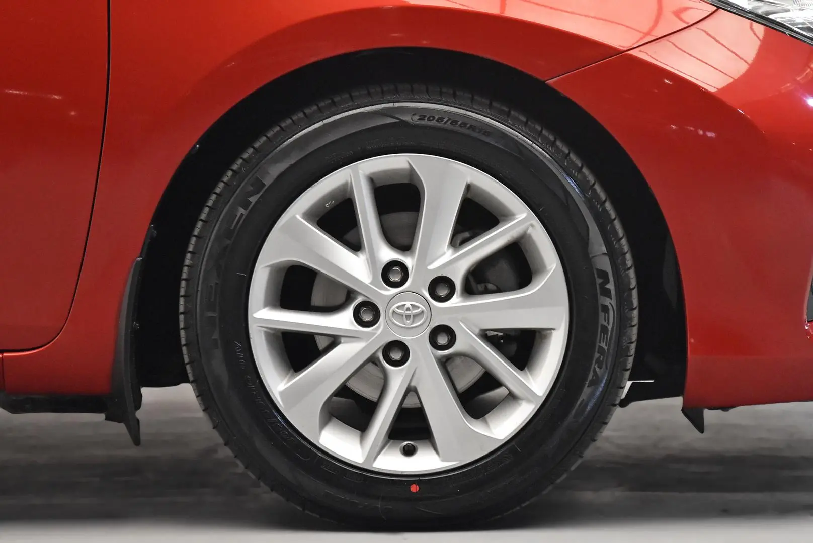 2015 Toyota Corolla Gallery Image 22