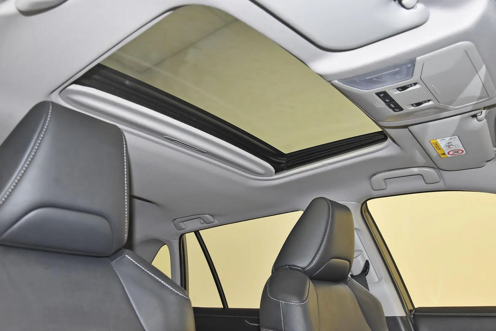 2019 Toyota RAV4 Gallery Image 20