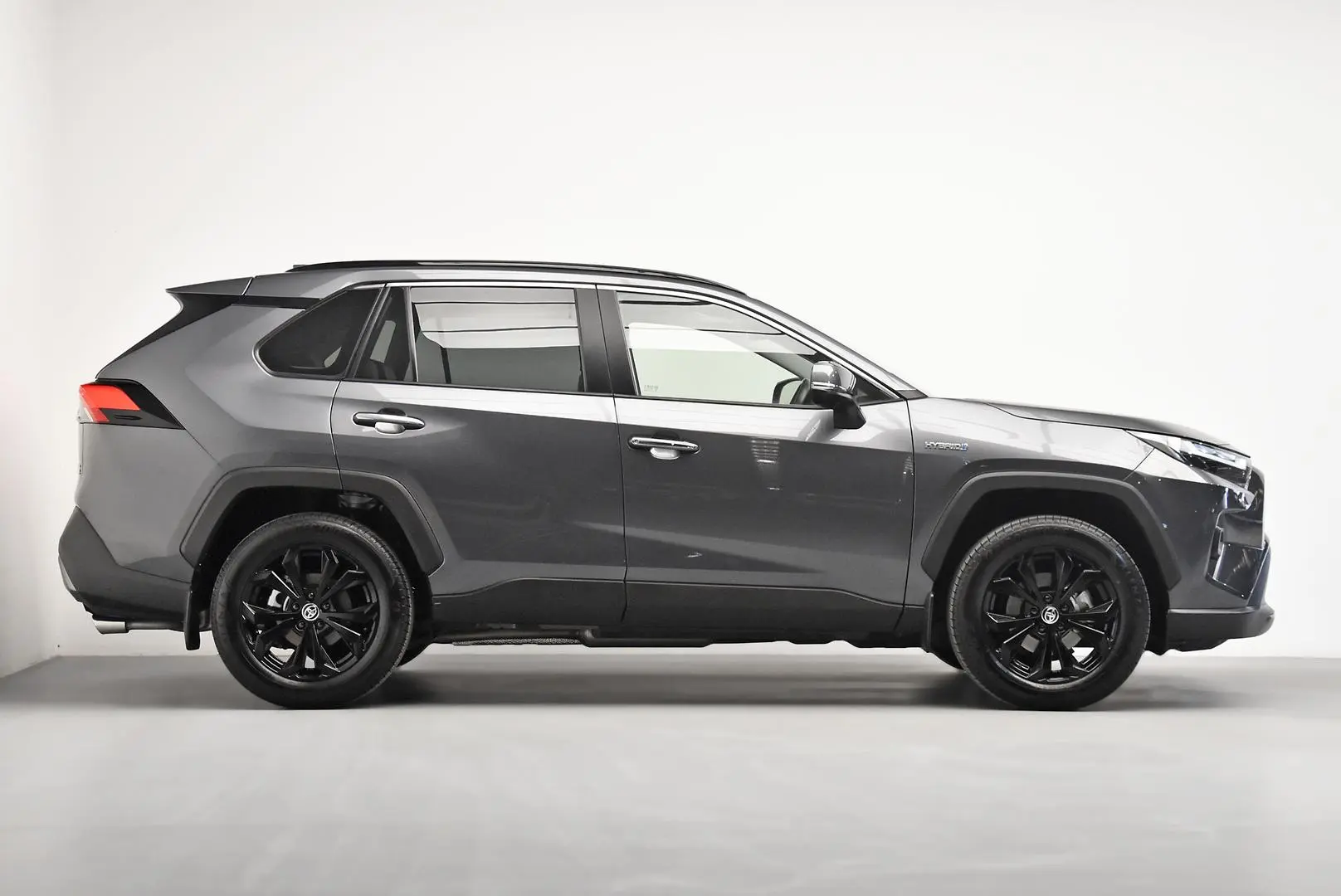 2024 Toyota RAV4 Gallery Image 3