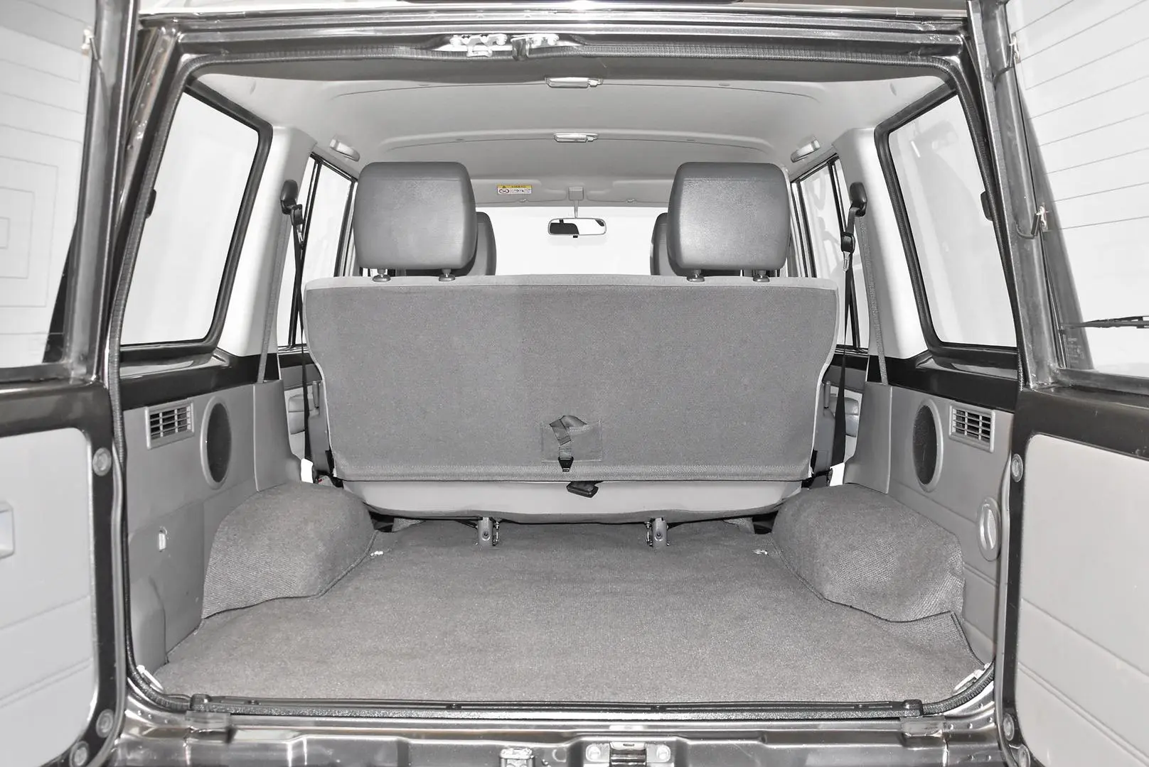 2016 Toyota Landcruiser Gallery Image 19