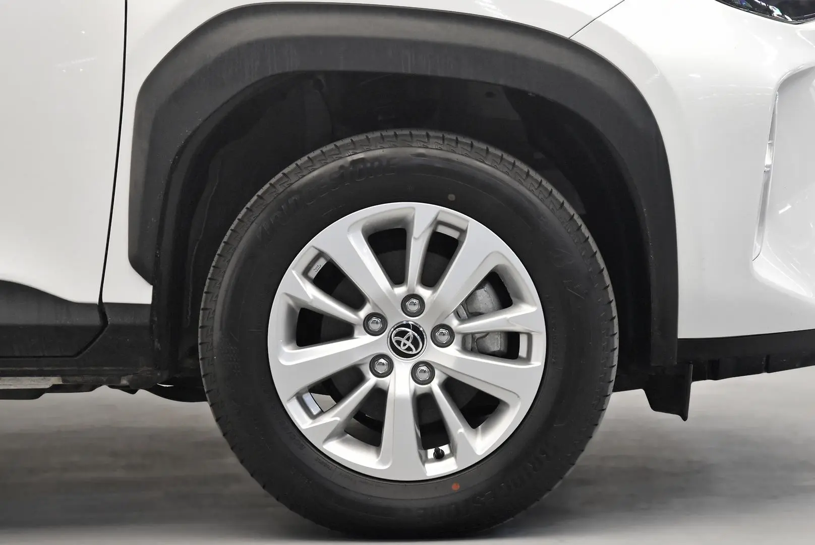 2025 Toyota Yaris Cross Gallery Image 23