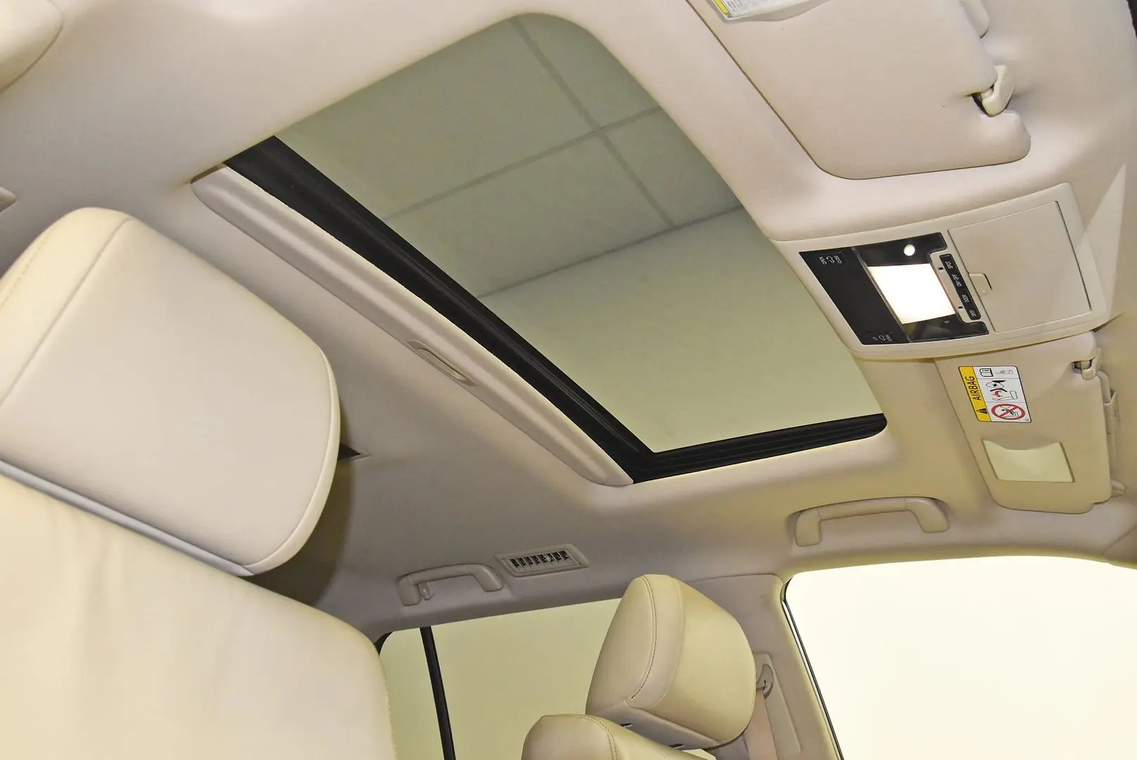 2019 Toyota Landcruiser Gallery Image 18