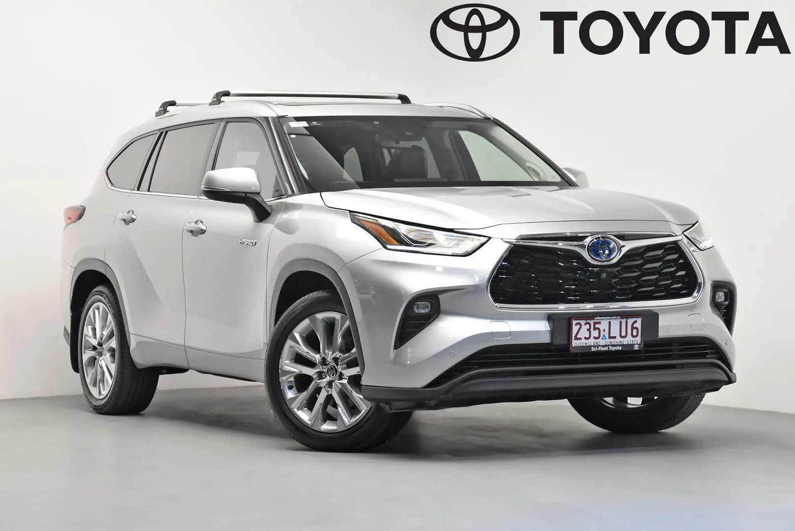 2021 Toyota Kluger Gallery Image 1