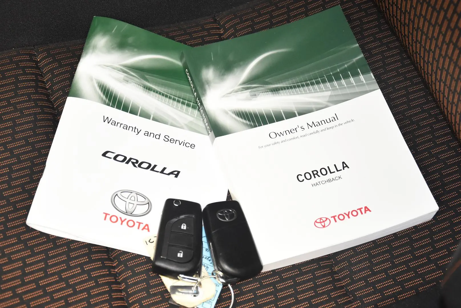 2016 Toyota Corolla Gallery Image 19