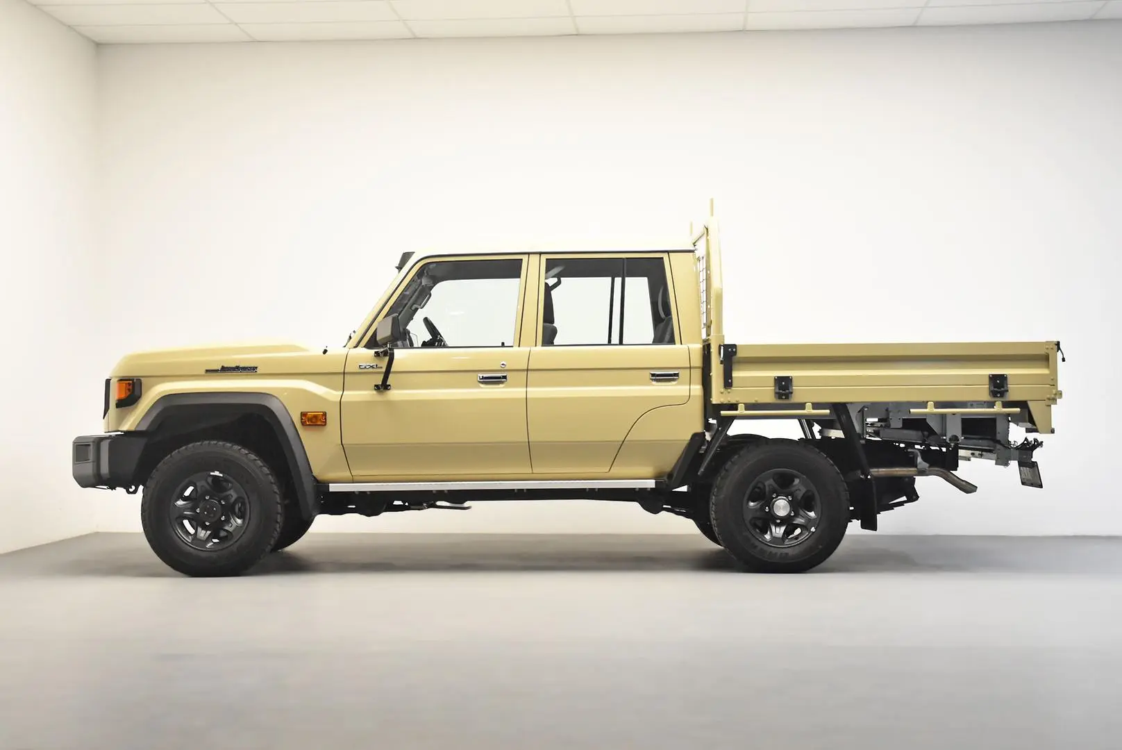 2023 Toyota Landcruiser Gallery Image 4