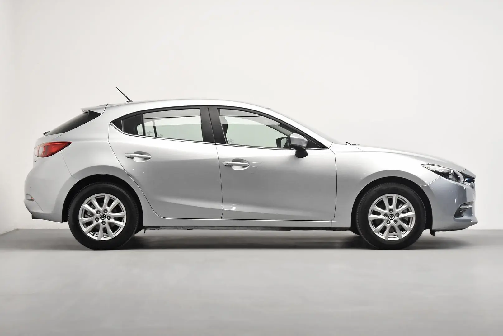 2018 Mazda 3 Gallery Image 3