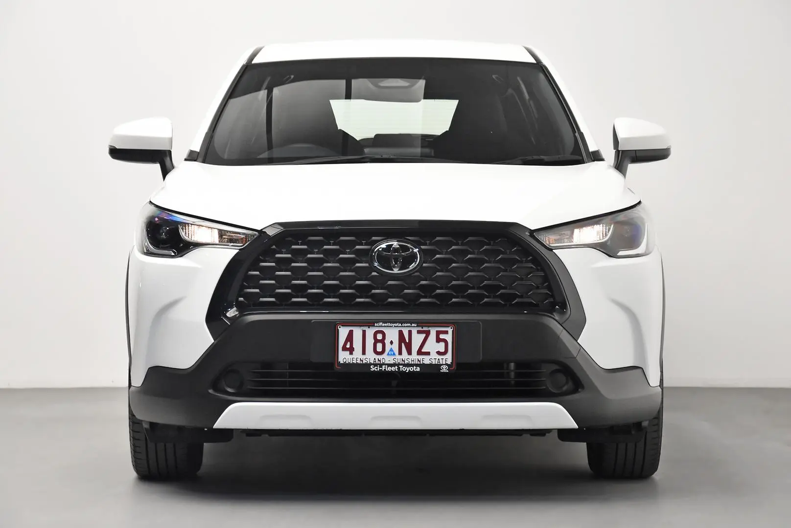 2024 Toyota Corolla Cross Gallery Image 2